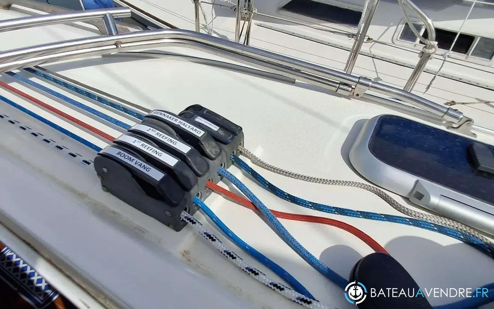 slider 11 Dufour 40 PERFORMANCE