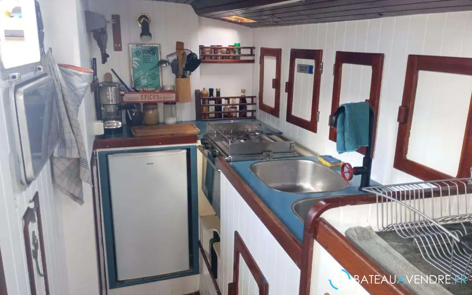 slider 19 Chantier Naval Biot Trireme 43