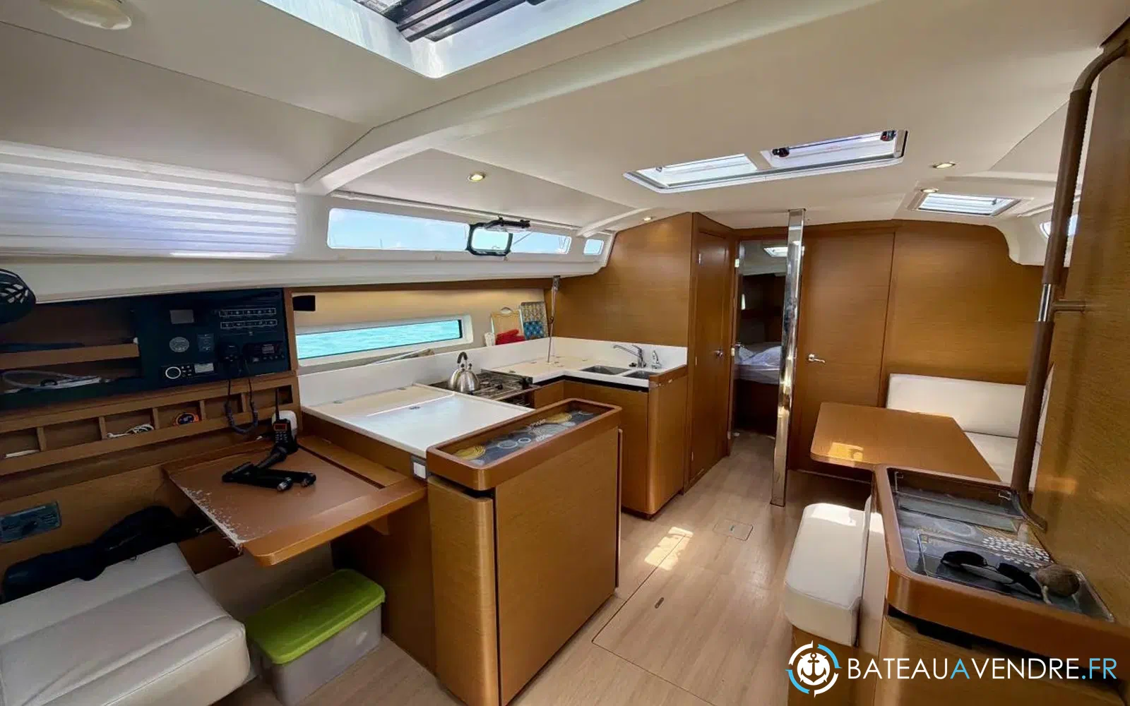 slider 15 Jeanneau Sun Odyssey 440