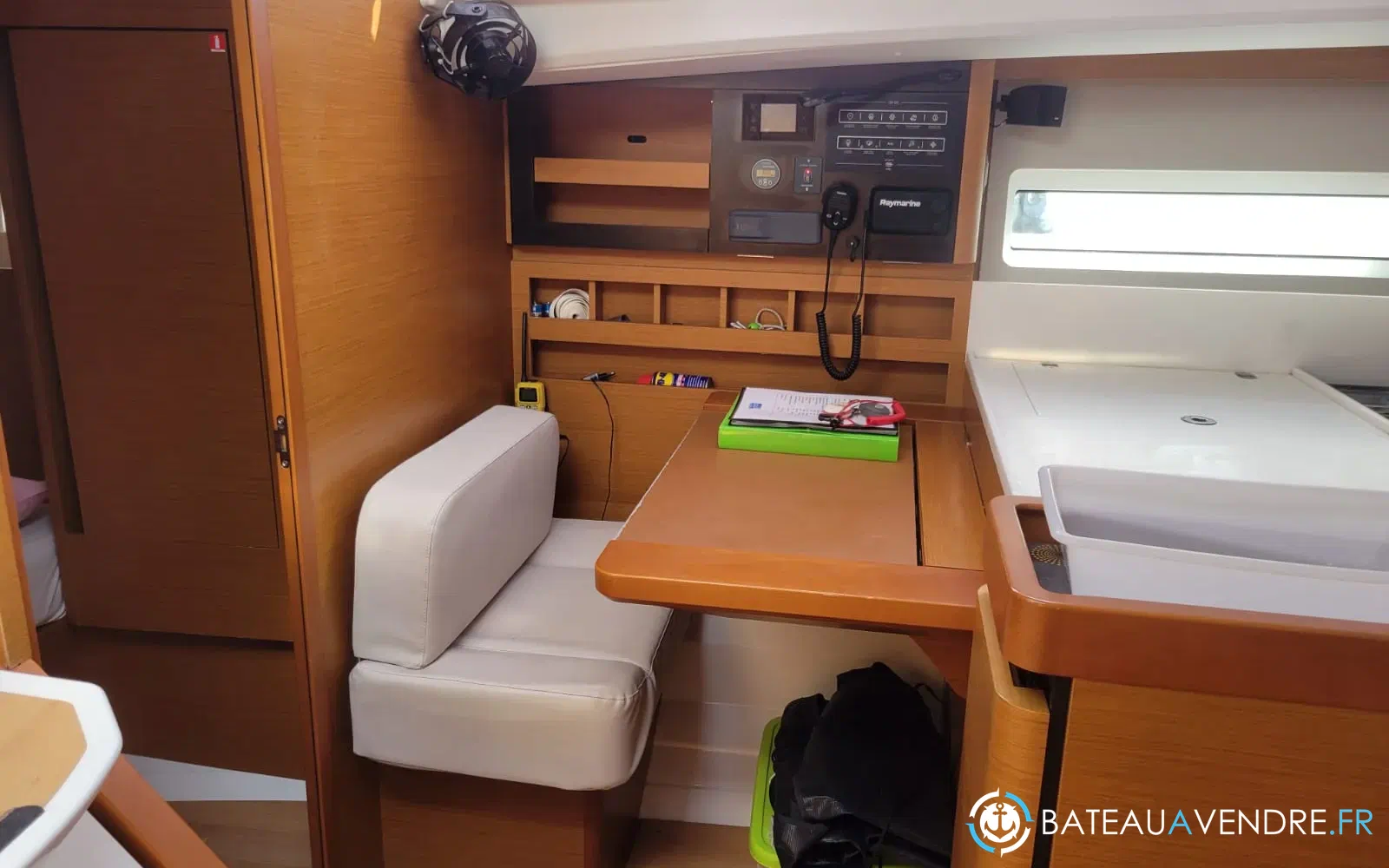 slider 16 Jeanneau Sun Odyssey 440