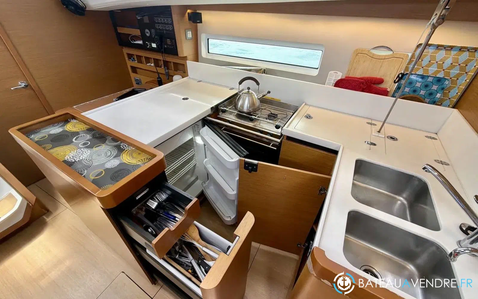 slider 21 Jeanneau Sun Odyssey 440