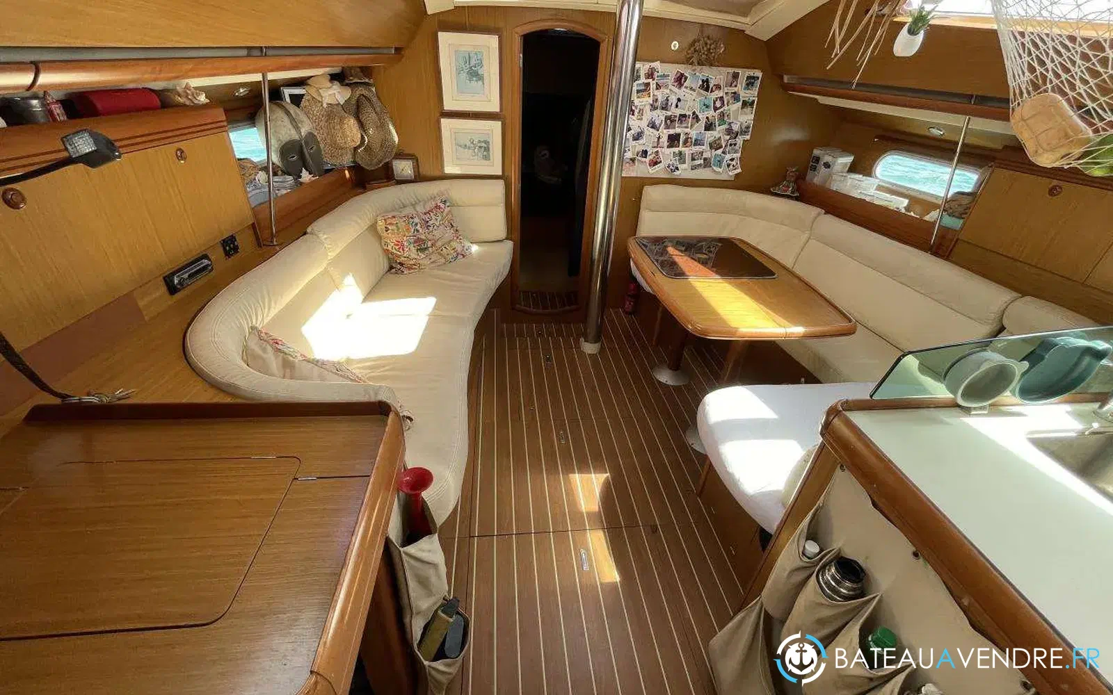 slider 10 Jeanneau Sun Odyssey 42 DS