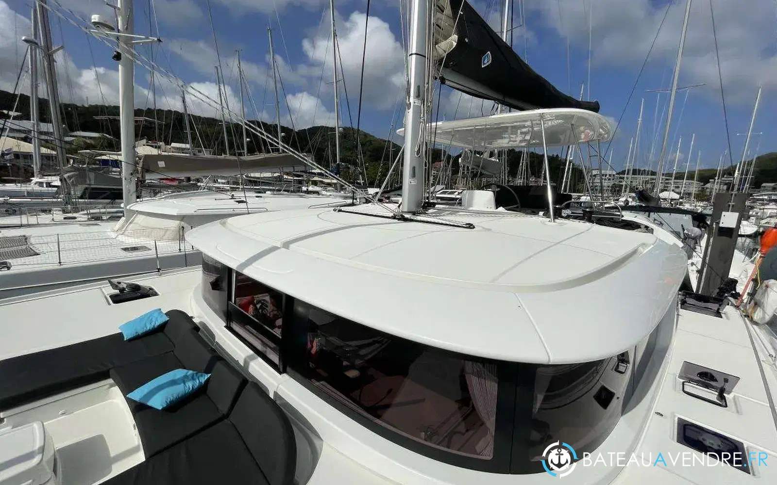 slider 13 Lagoon 46
