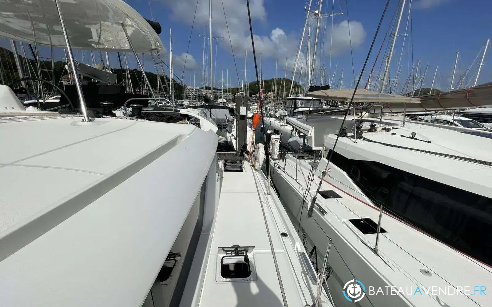 slider 14 Lagoon 46