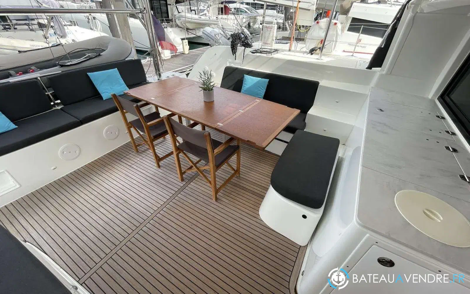slider 25 Lagoon 46