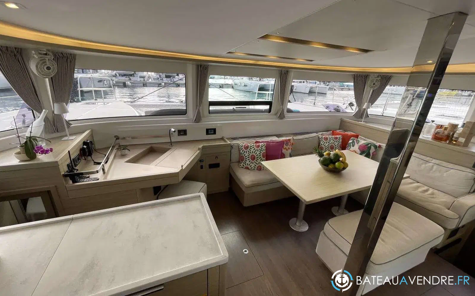 slider 29 Lagoon 46