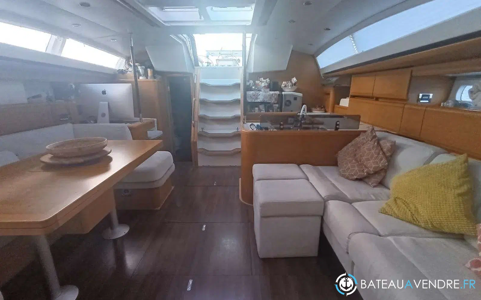 slider 38 Jeanneau 57