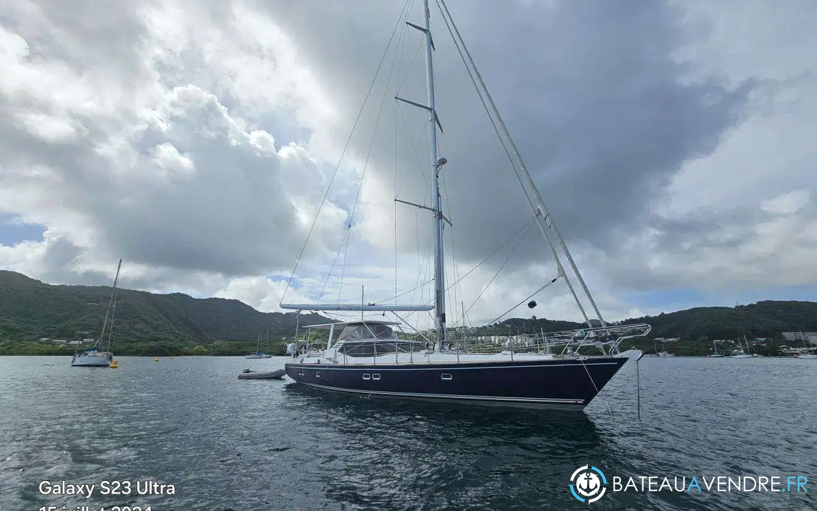 slider 1 Wauquiez Pilot Saloon 60