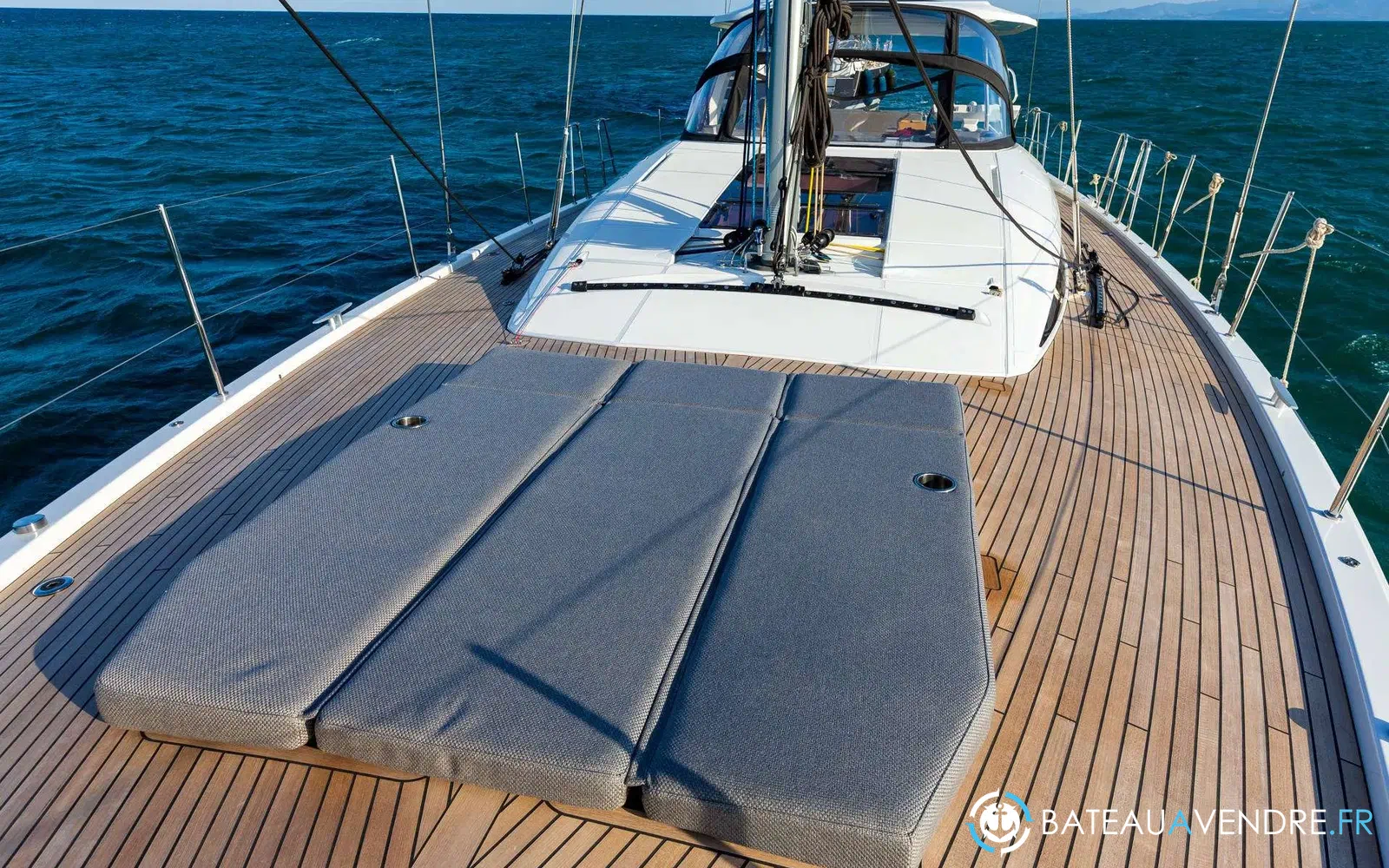 slider 12 Jeanneau 60
