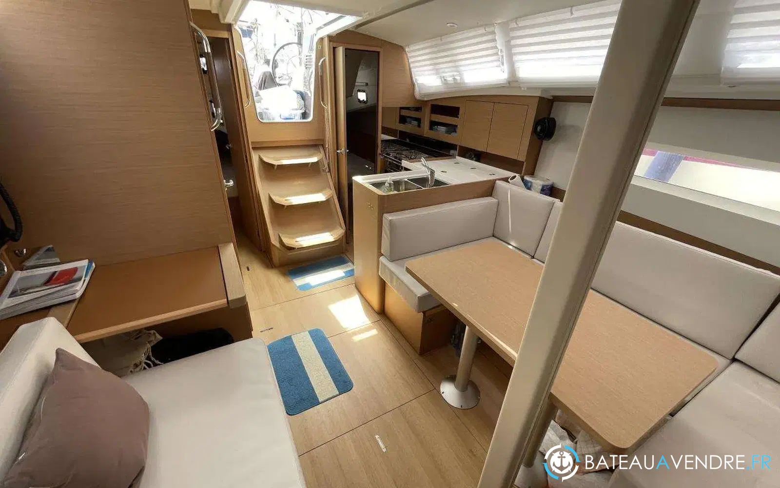slider 30 Jeanneau Sun Odyssey 380