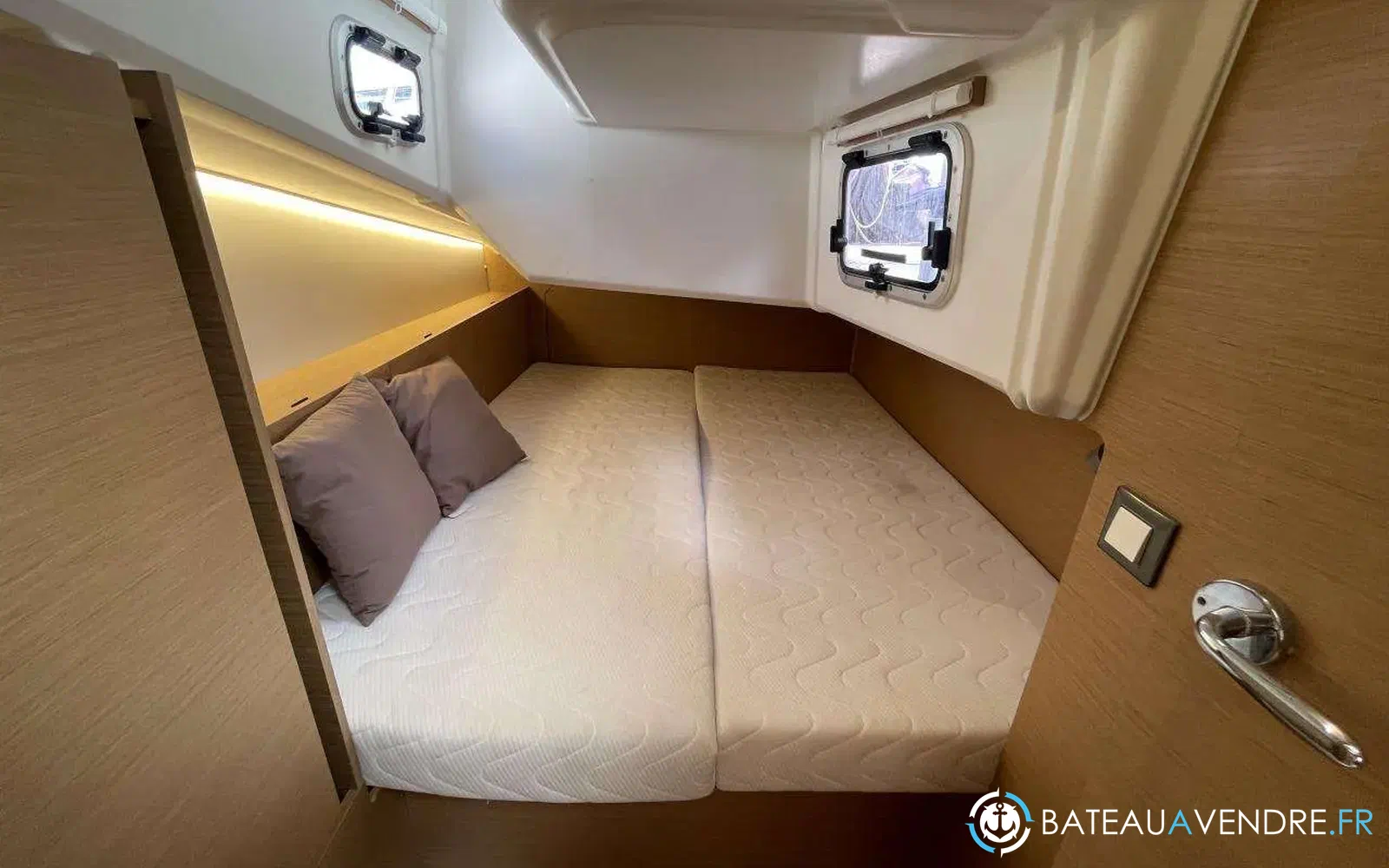 slider 36 Jeanneau Sun Odyssey 380