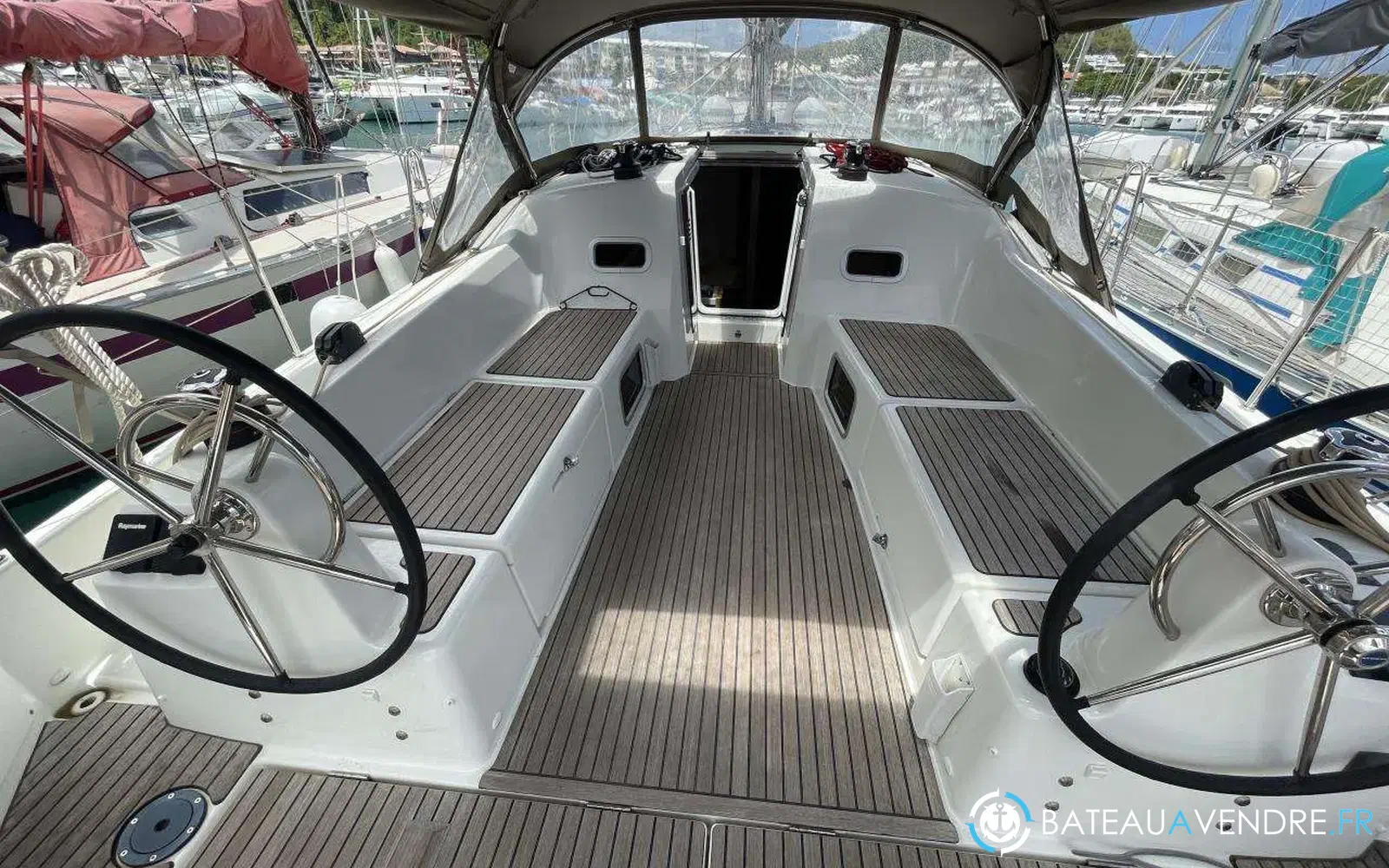 slider 7 Jeanneau Sun Odyssey 380