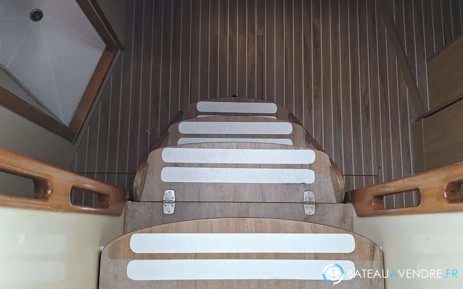 slider 18 Poncin Yachts Harmony 42