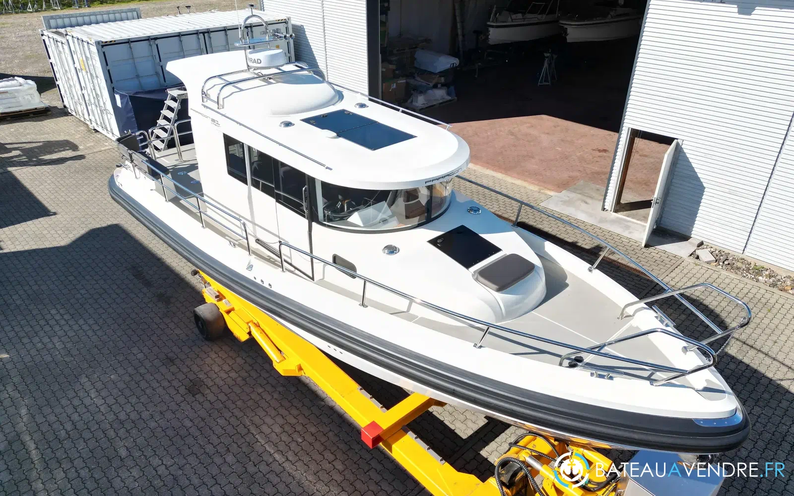 slider 0 Paragon Yachts Paragon 31