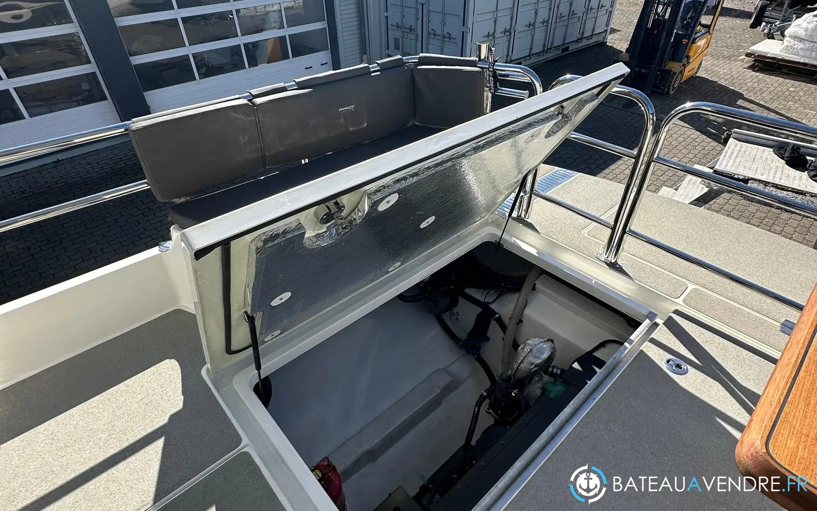 slider 16 Paragon Yachts Paragon 31