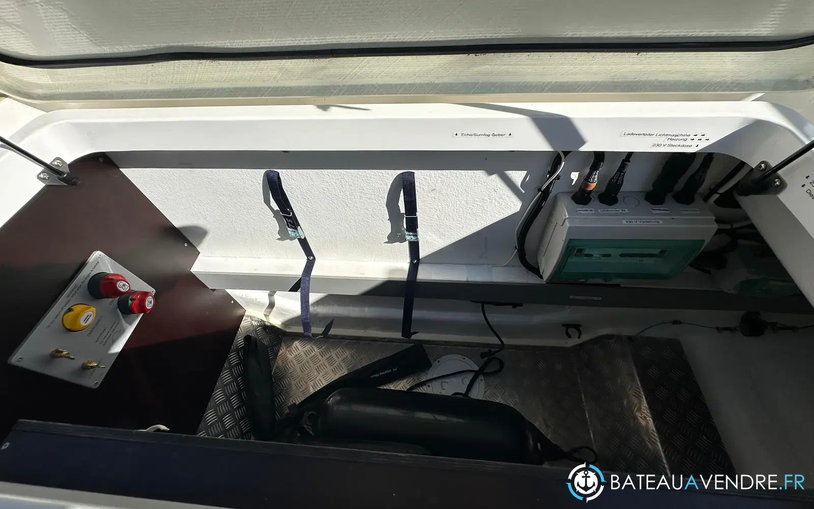 slider 19 Paragon Yachts Paragon 31