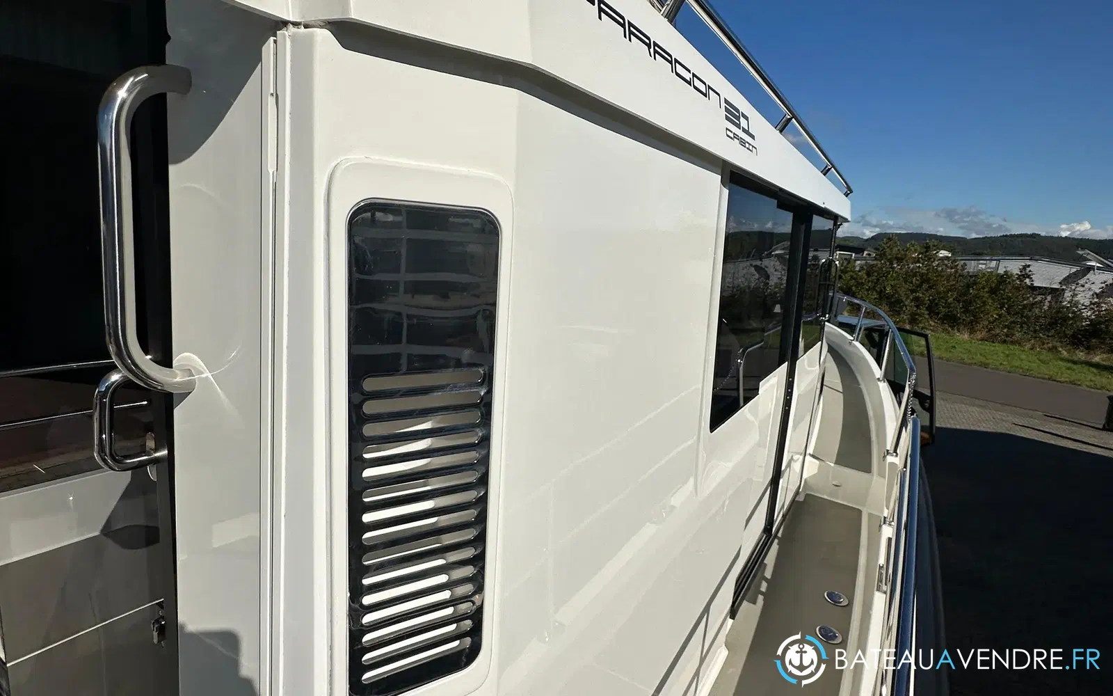 slider 20 Paragon Yachts Paragon 31