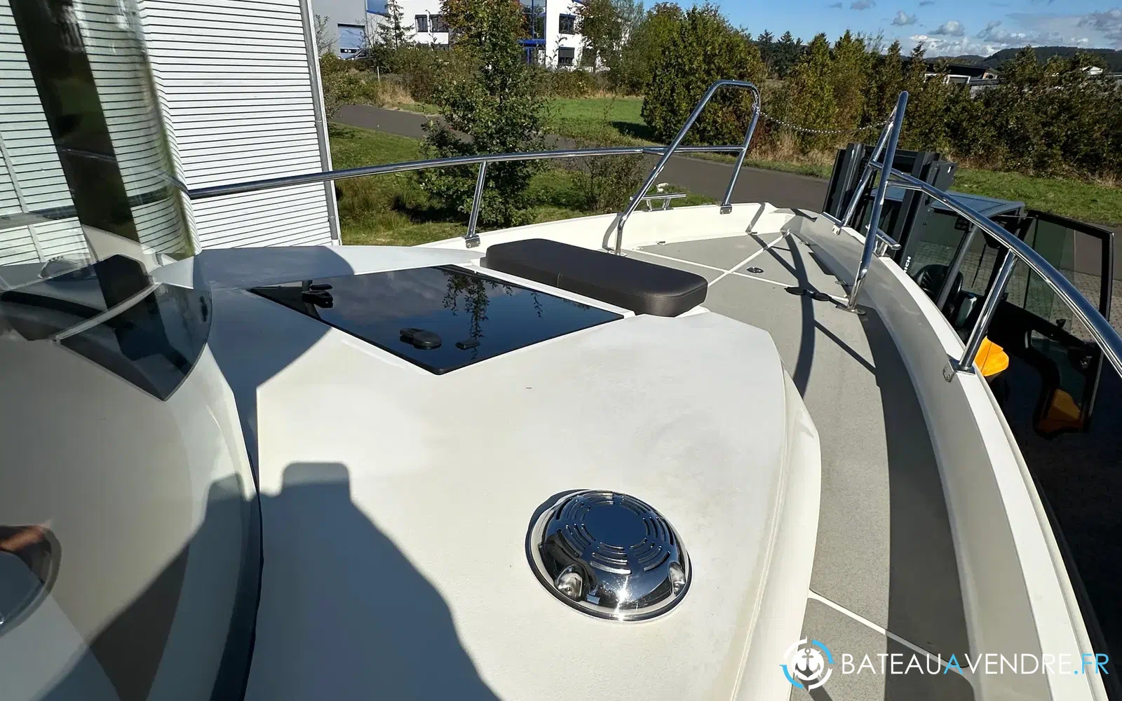 slider 21 Paragon Yachts Paragon 31