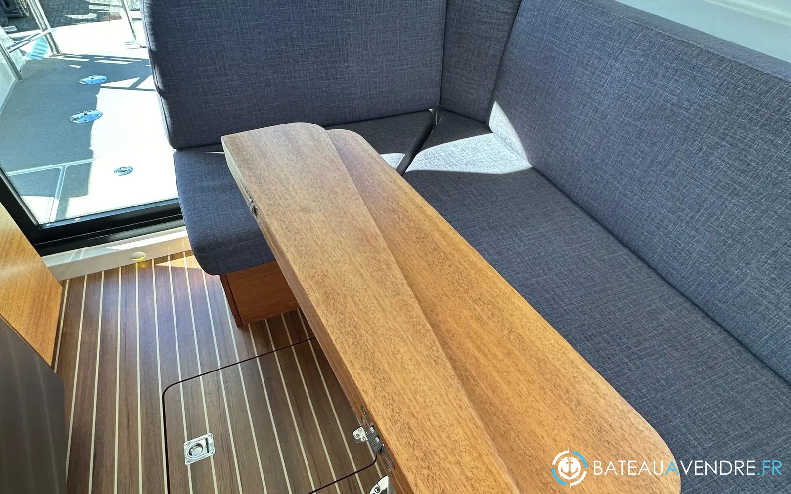 slider 29 Paragon Yachts Paragon 31