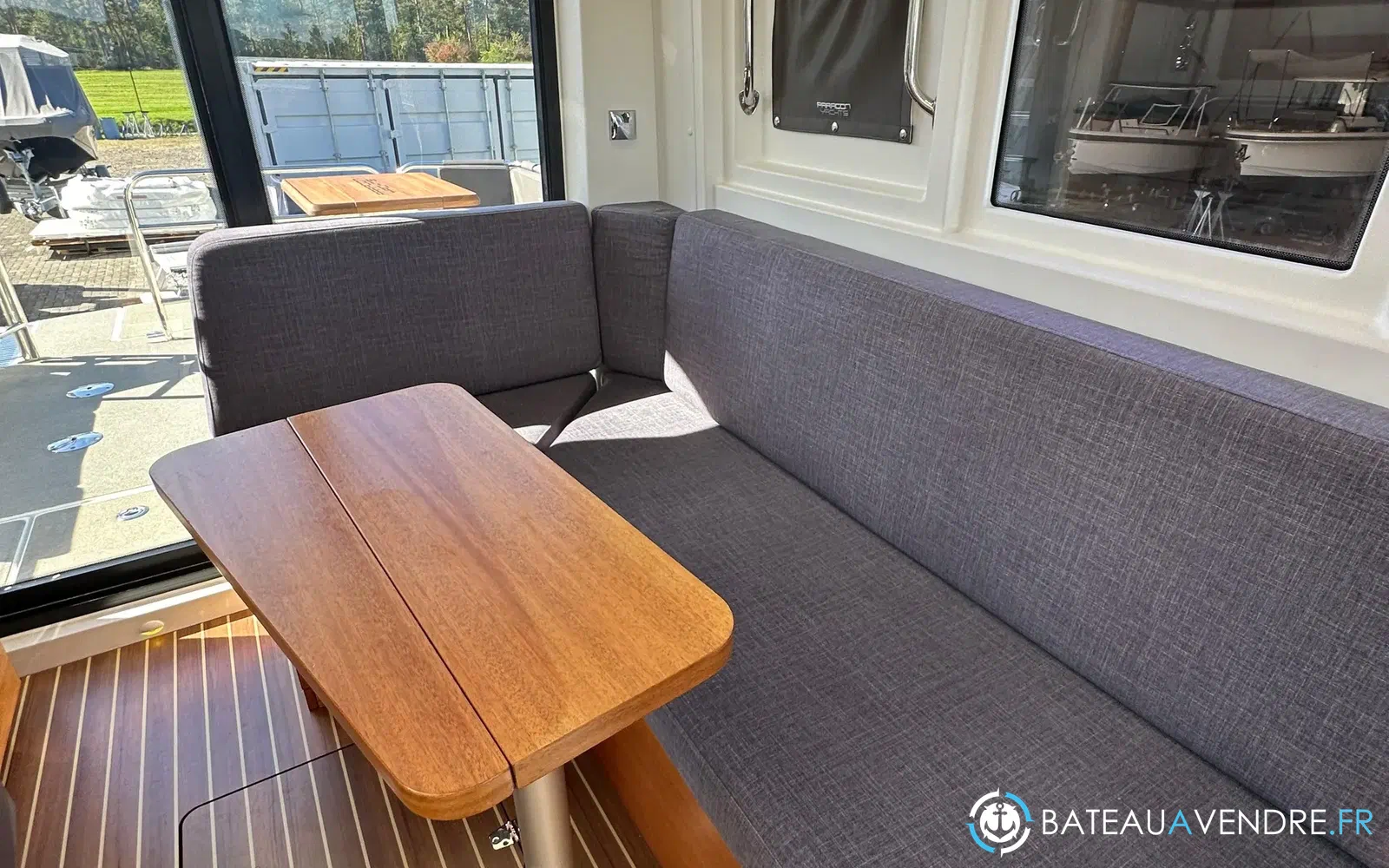 slider 30 Paragon Yachts Paragon 31
