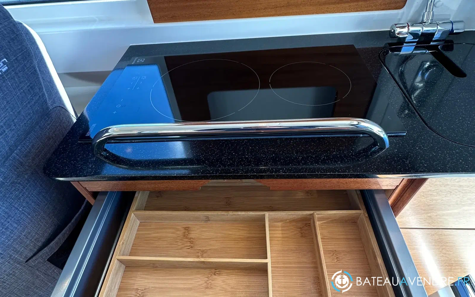 slider 35 Paragon Yachts Paragon 31