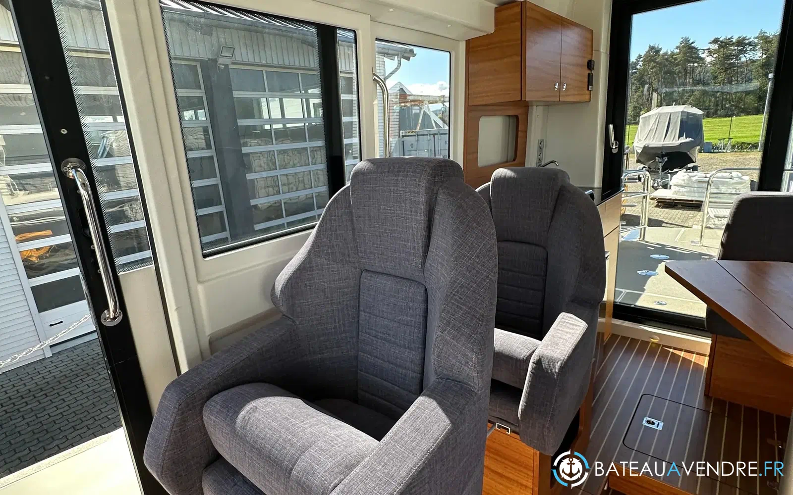 slider 49 Paragon Yachts Paragon 31