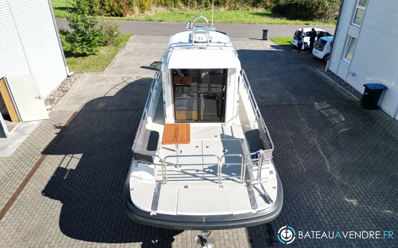 slider 8 Paragon Yachts Paragon 31