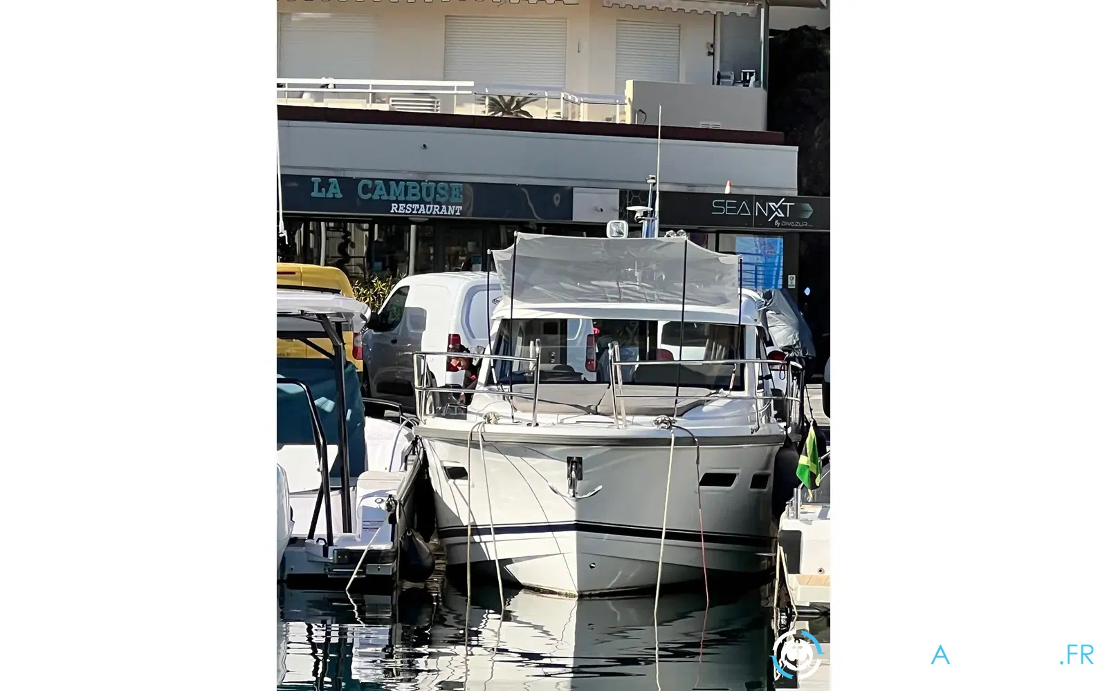 slider 44 Nimbus 305 Coupe