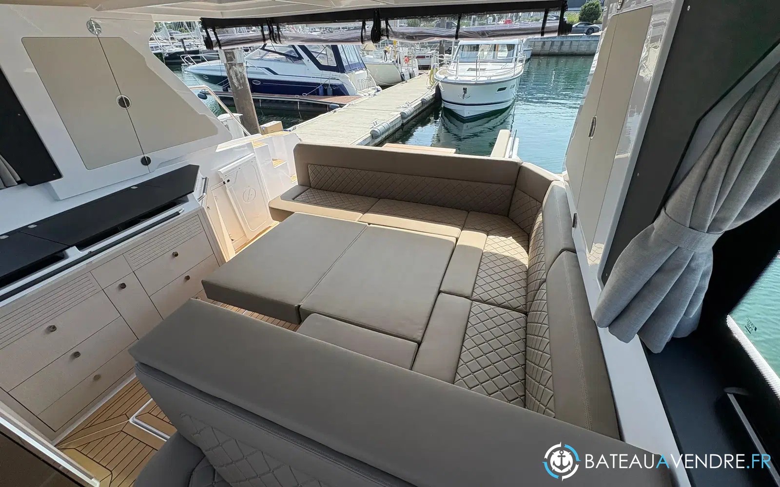 slider 15 Aquador 400 HT