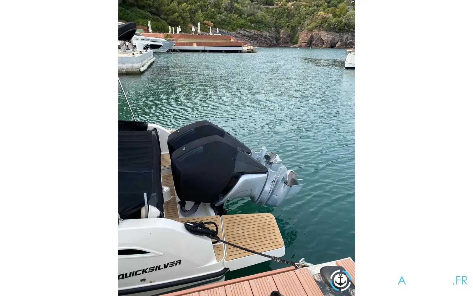 slider 27 Quicksilver Activ 875 Sundeck