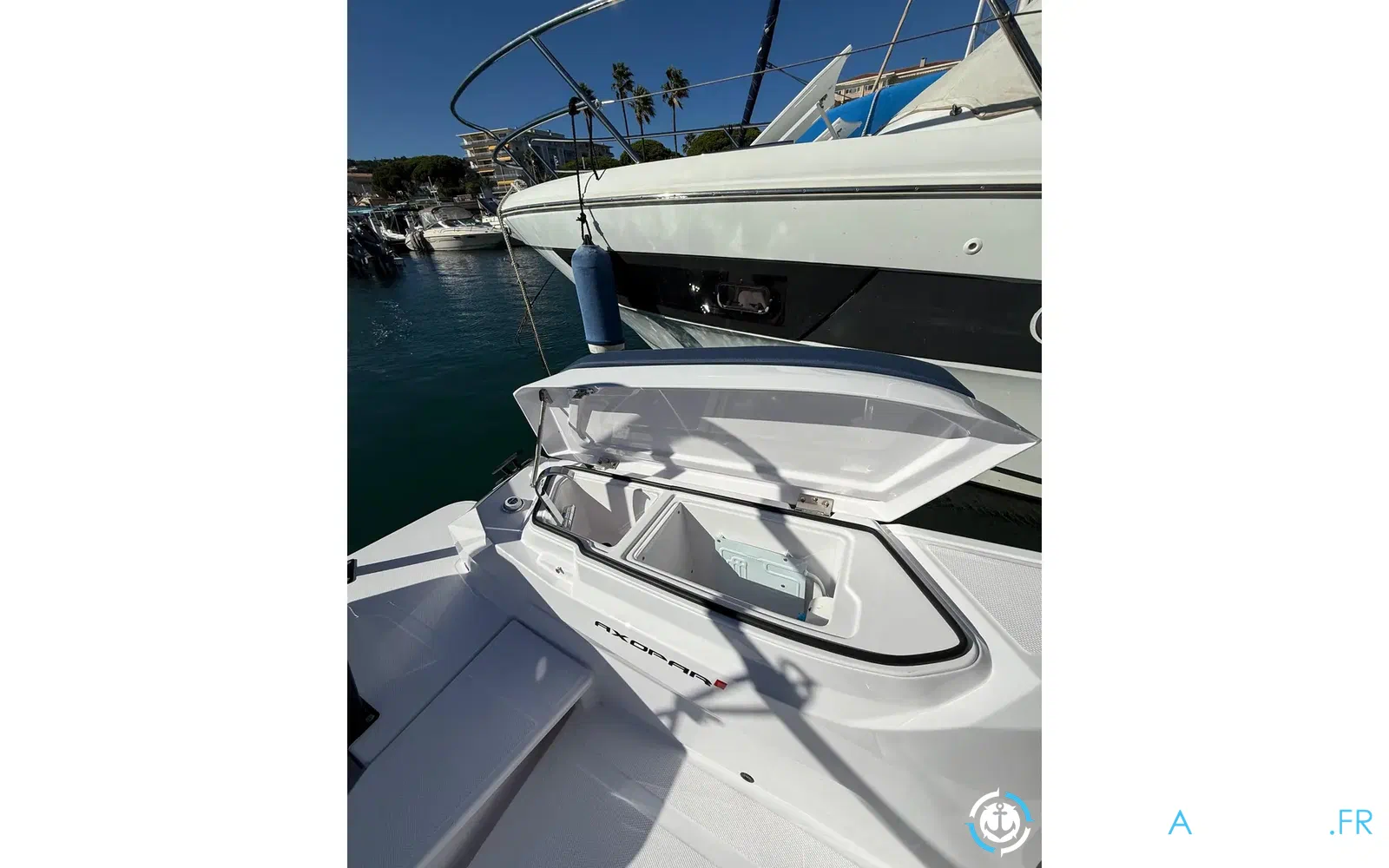 slider 14 Axopar 29 Sun Top