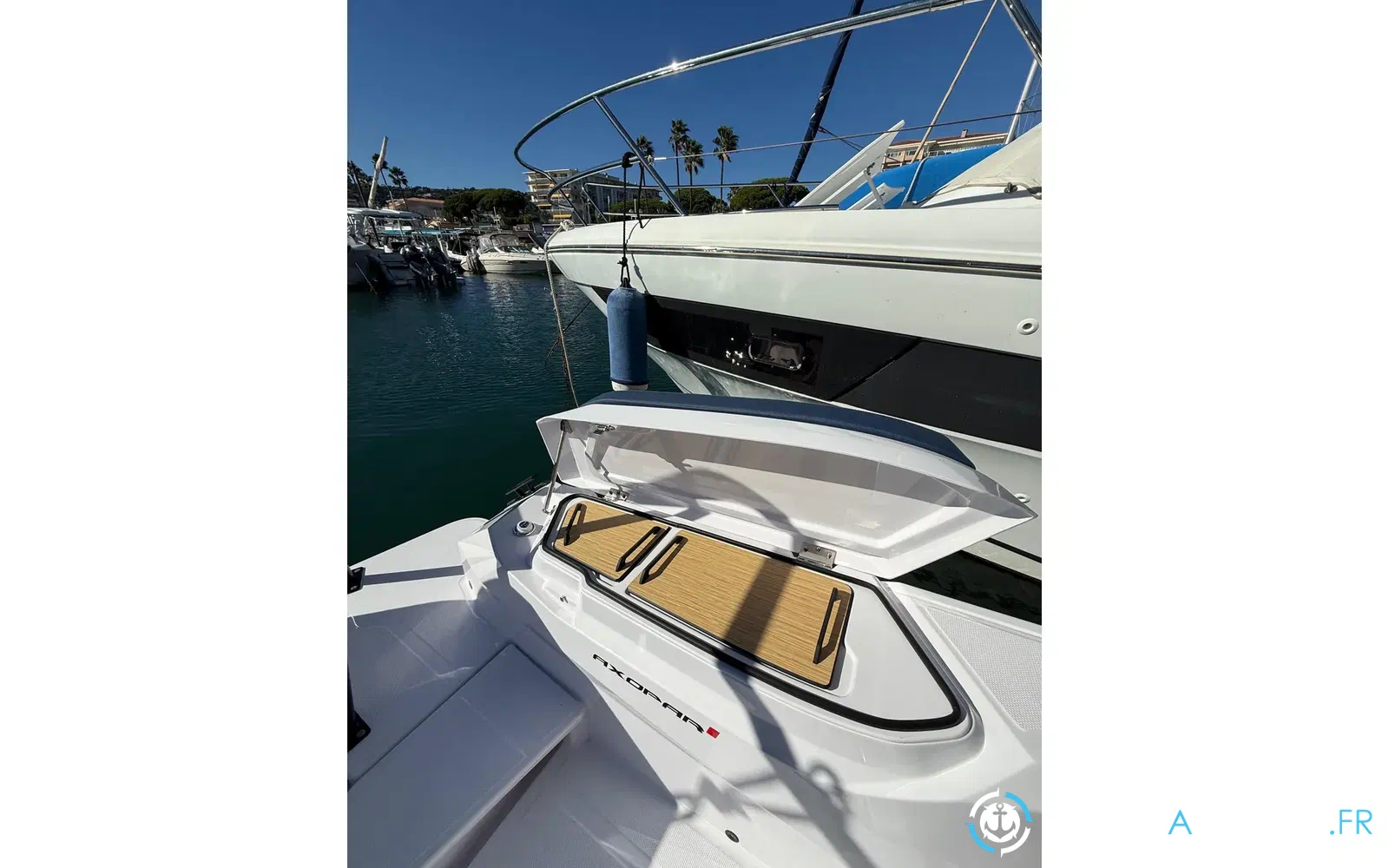 slider 16 Axopar 29 Sun Top
