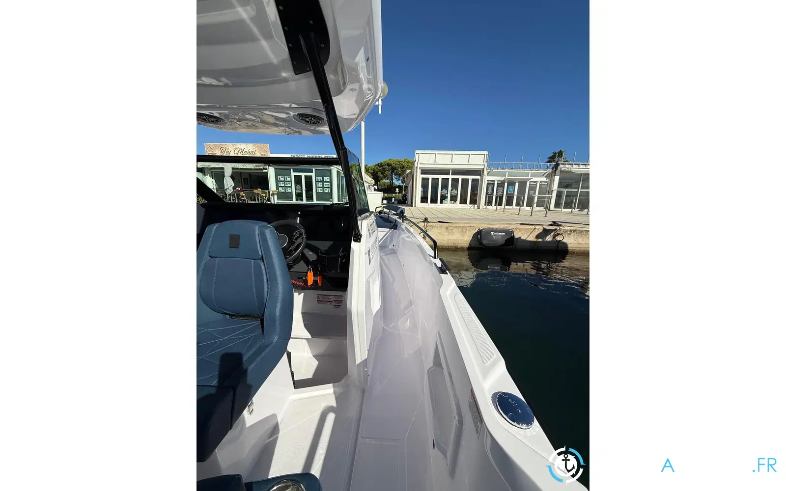 slider 17 Axopar 29 Sun Top