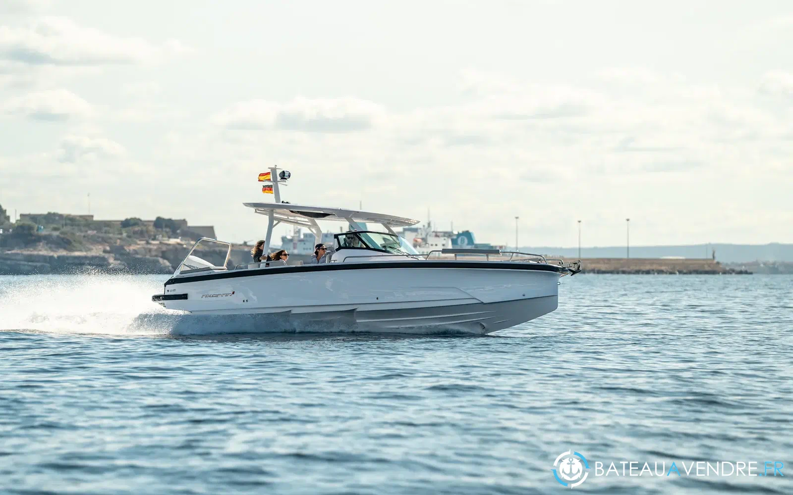 slider 2 Axopar 29 Sun Top