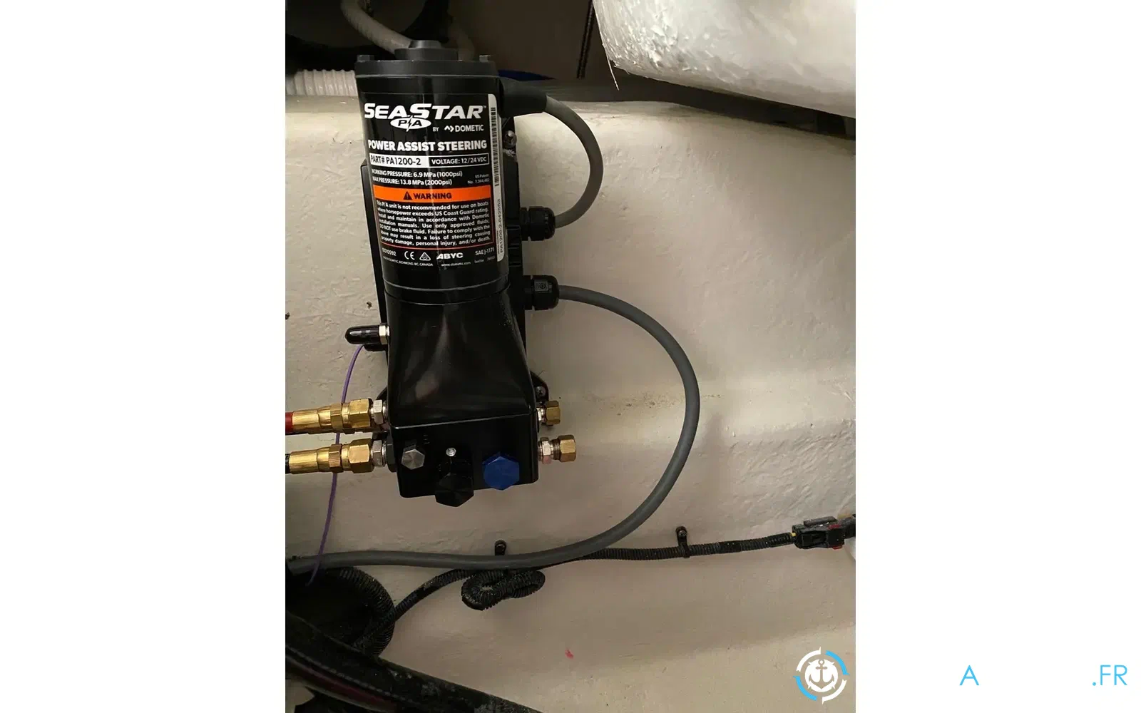 slider 30 Wellcraft Fisherman 242