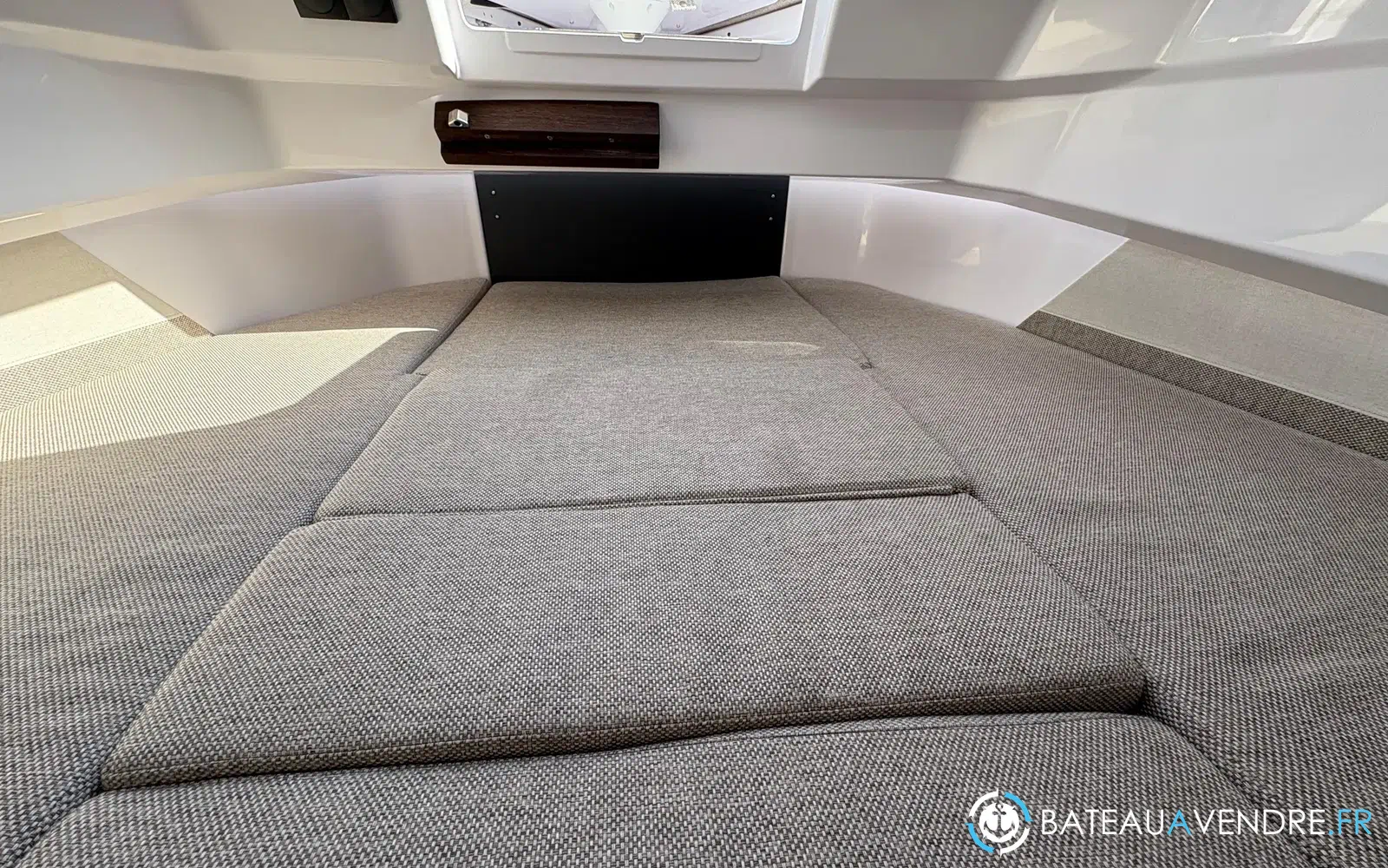 slider 15 Axopar 29 XC CROSS CABIN