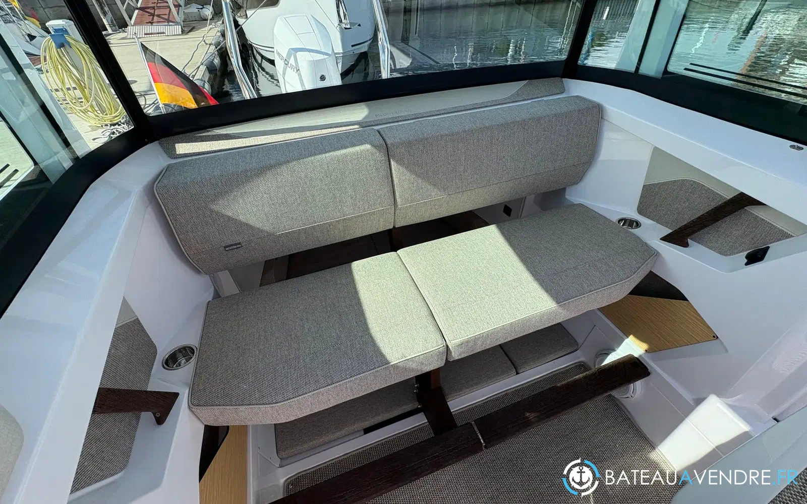 slider 7 Axopar 29 XC CROSS CABIN