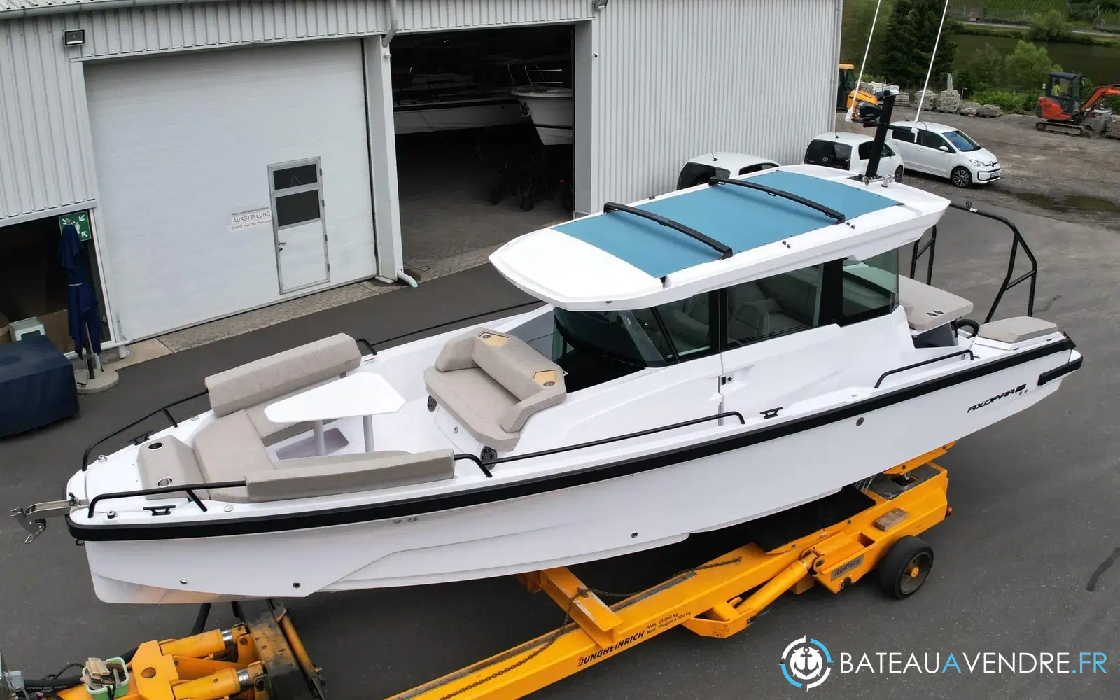 slider 0 Axopar 29 XC CROSS CABIN