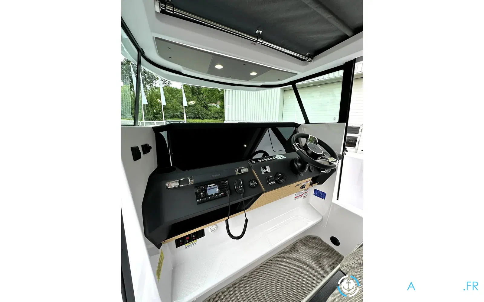 slider 32 Axopar 29 XC CROSS CABIN