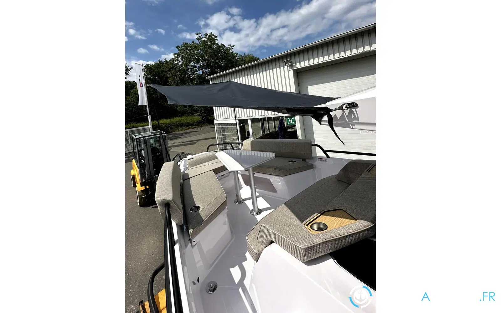 slider 38 Axopar 29 XC CROSS CABIN