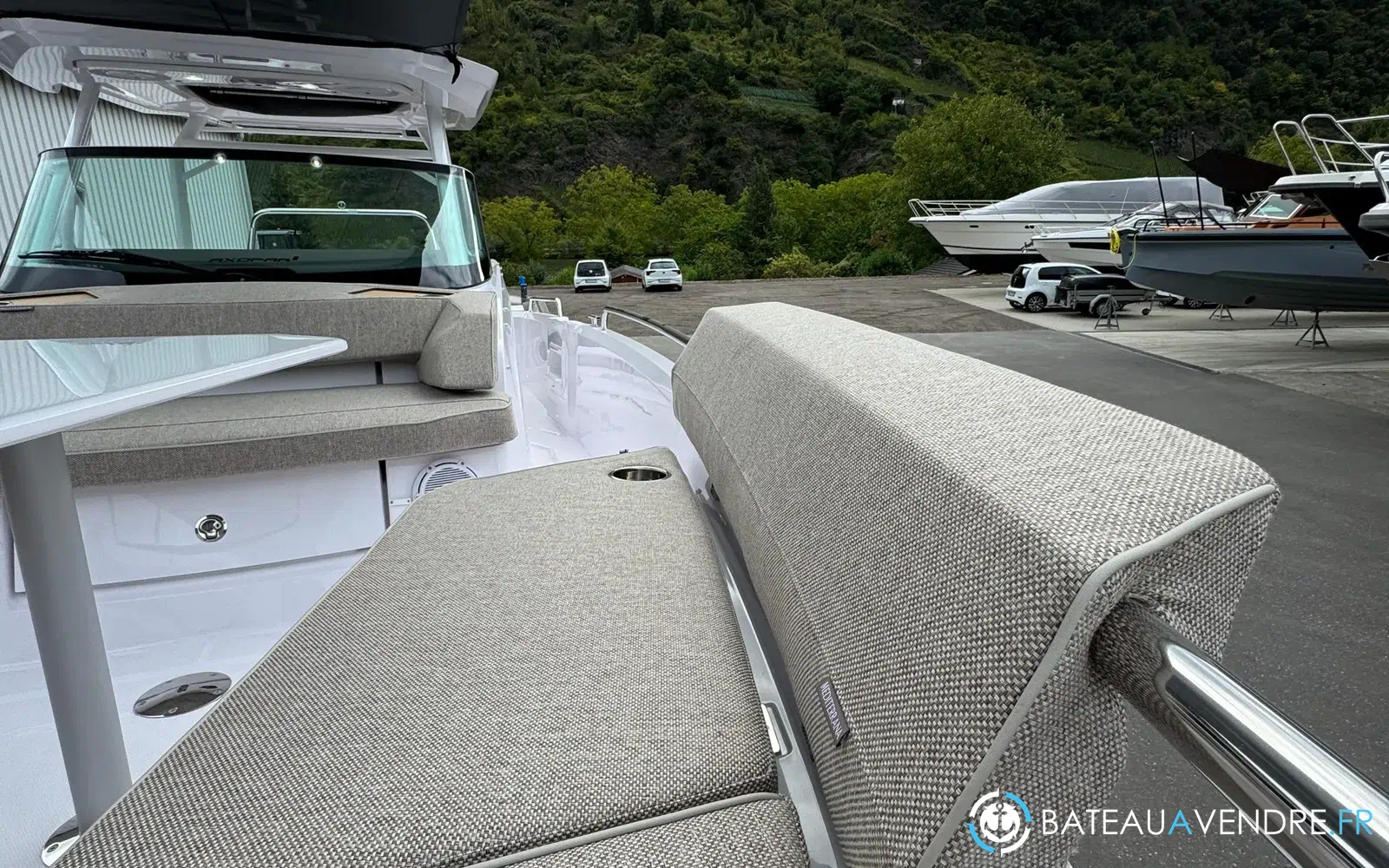slider 25 Axopar 29 Sun Top