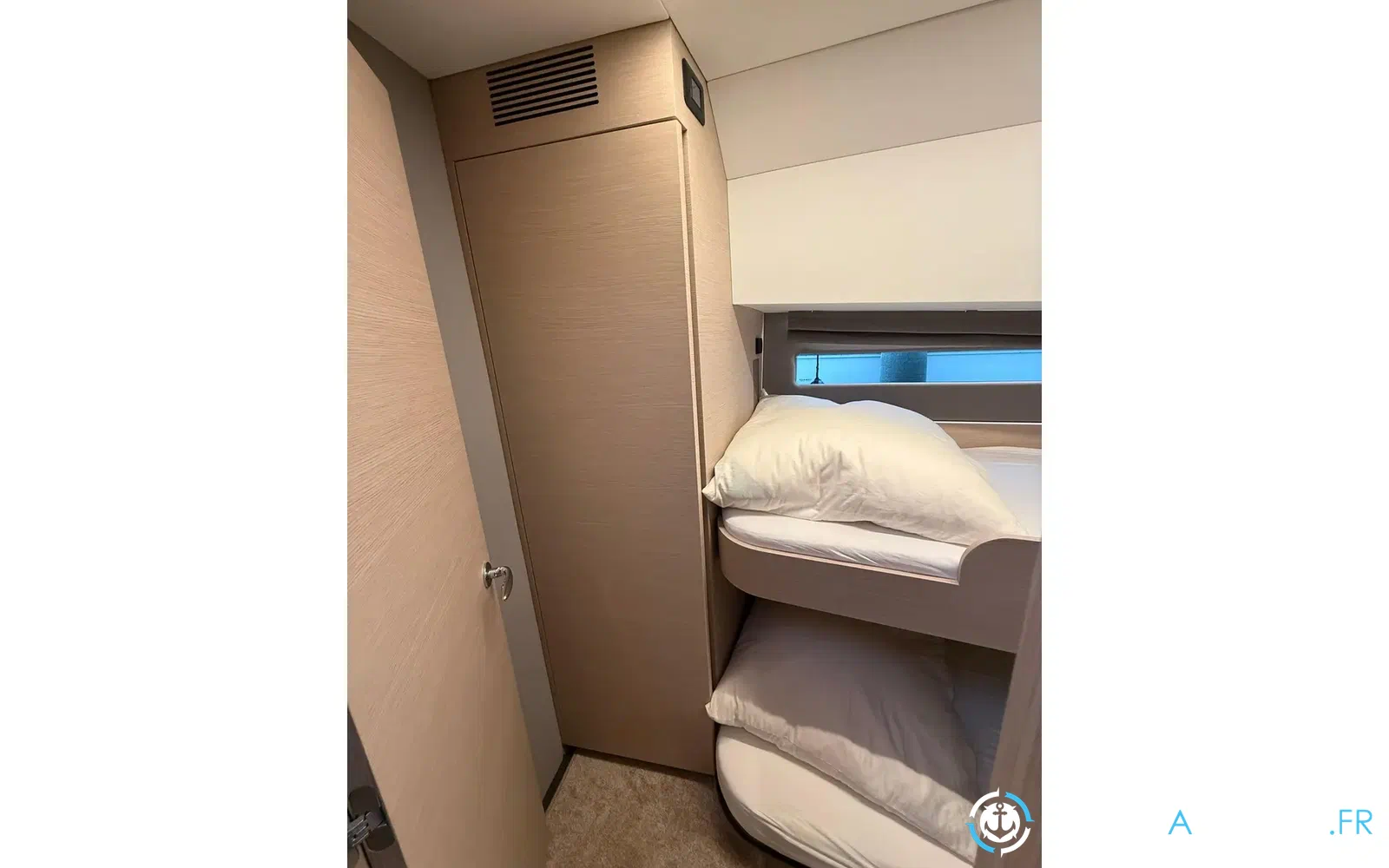 slider 28 Nimbus 495
