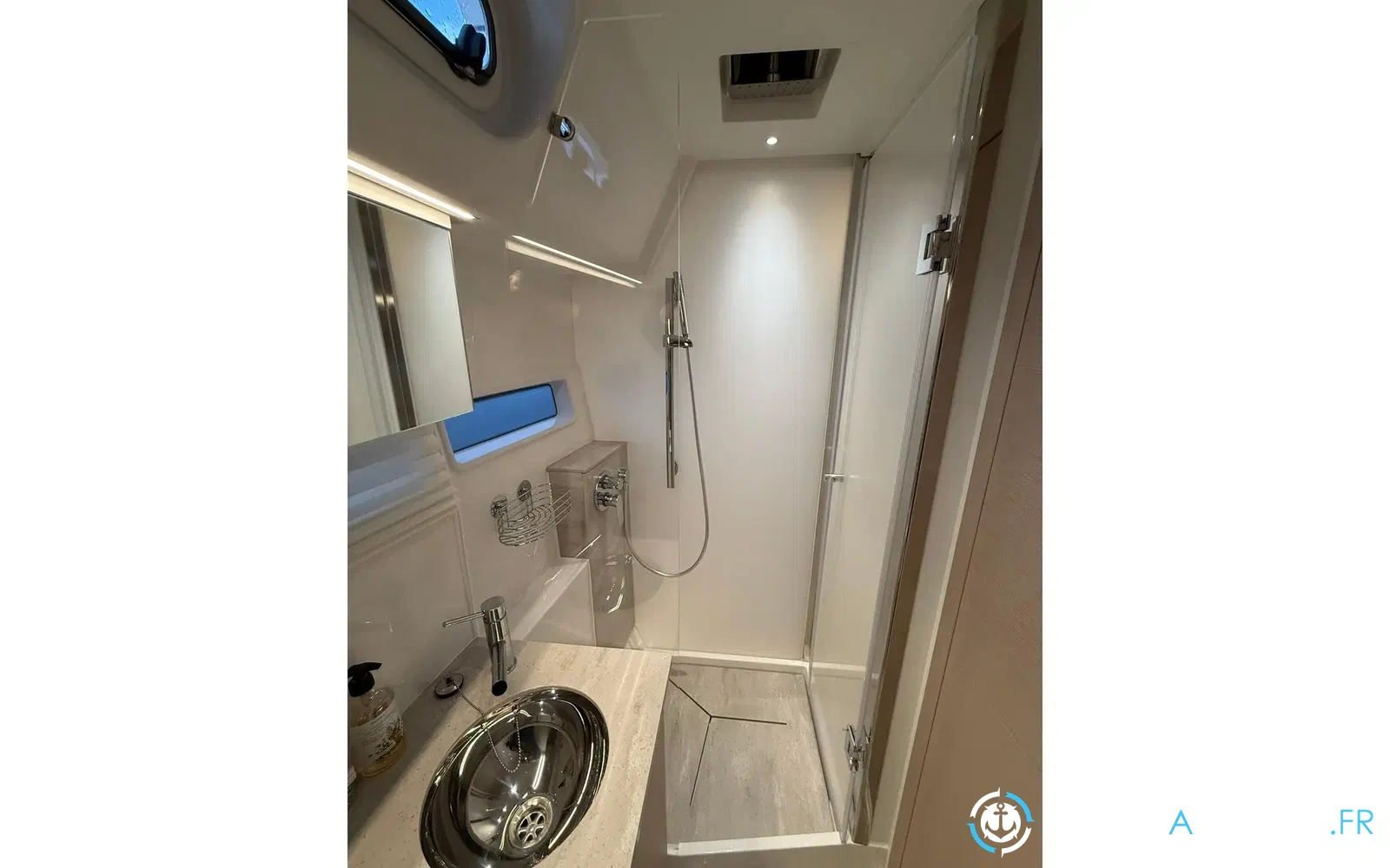 slider 37 Nimbus 495