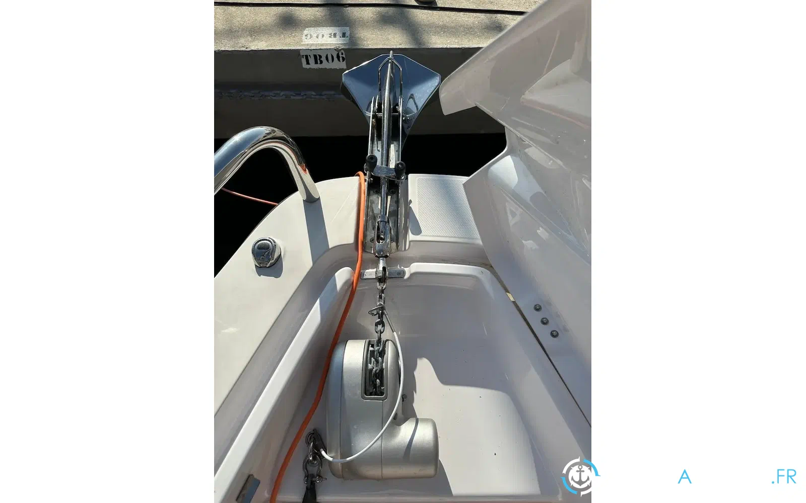 slider 6 Axopar 37 ST