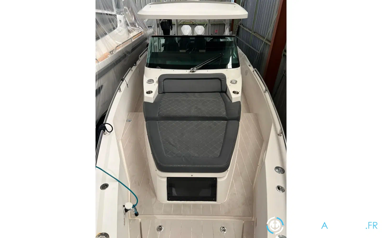 slider 4 Axopar 37 ST