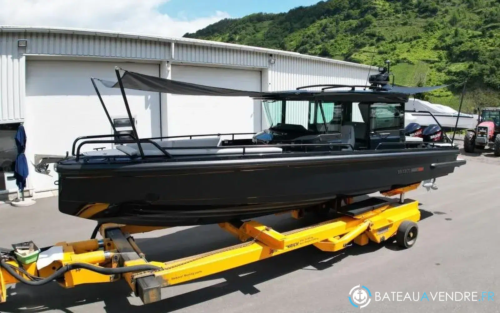 slider 0 Brabus Marine Shadow 500