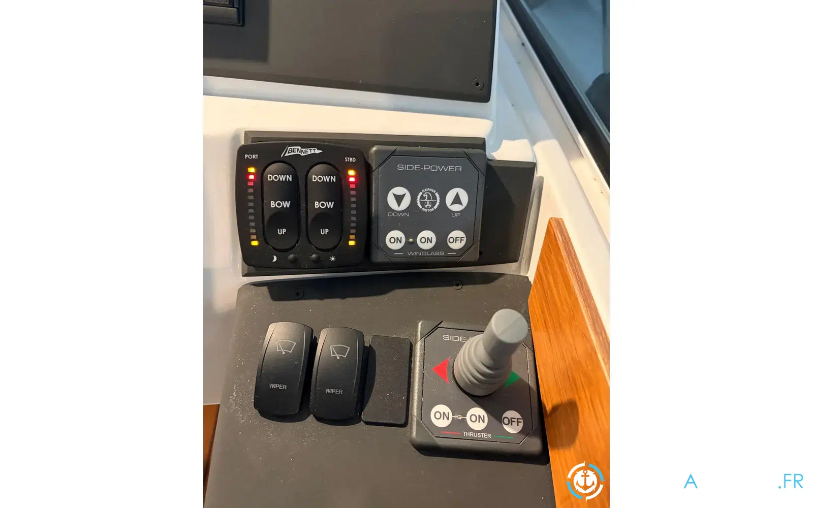 slider 22 Aquador 28 HT