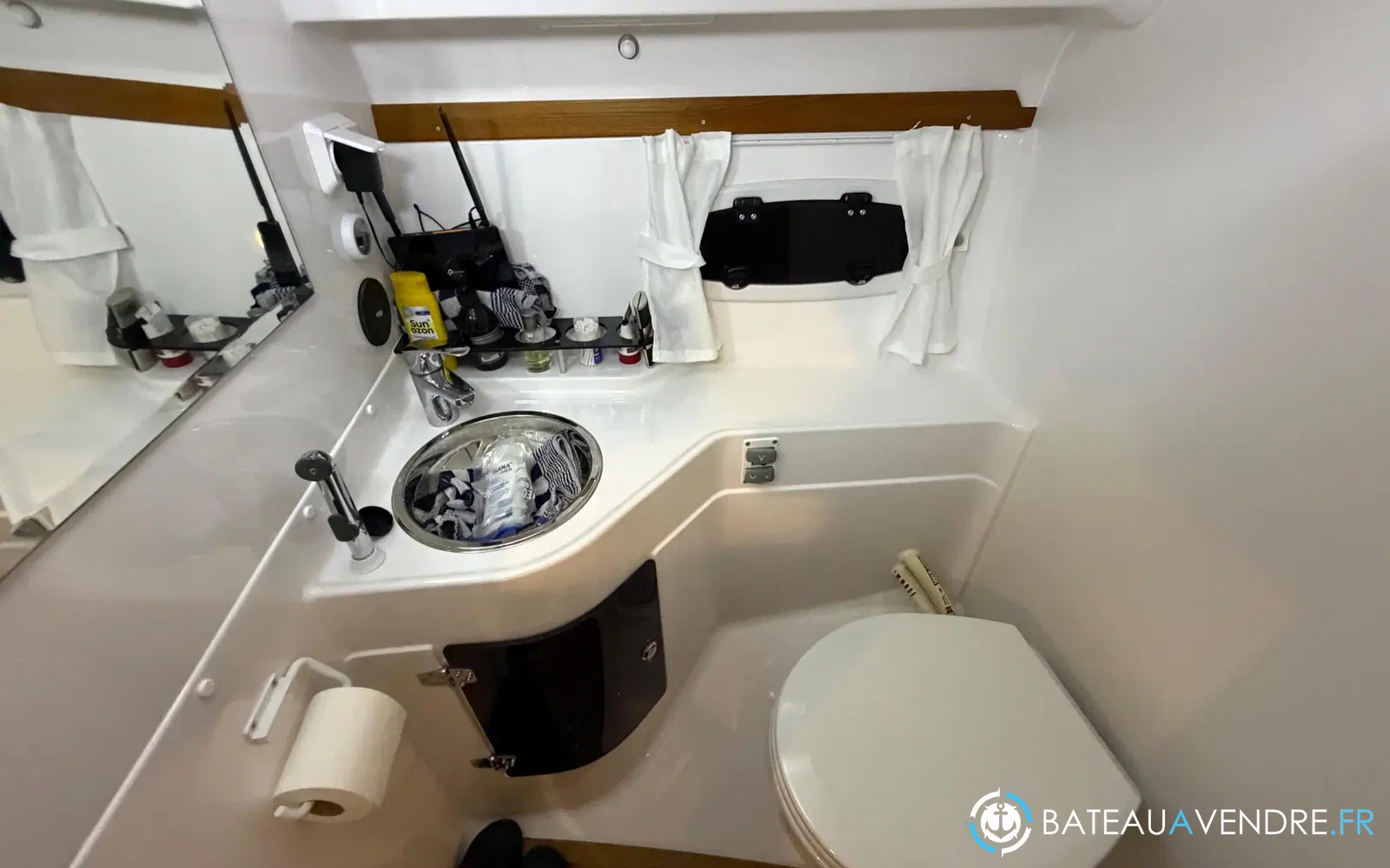 slider 28 Aquador 28 HT