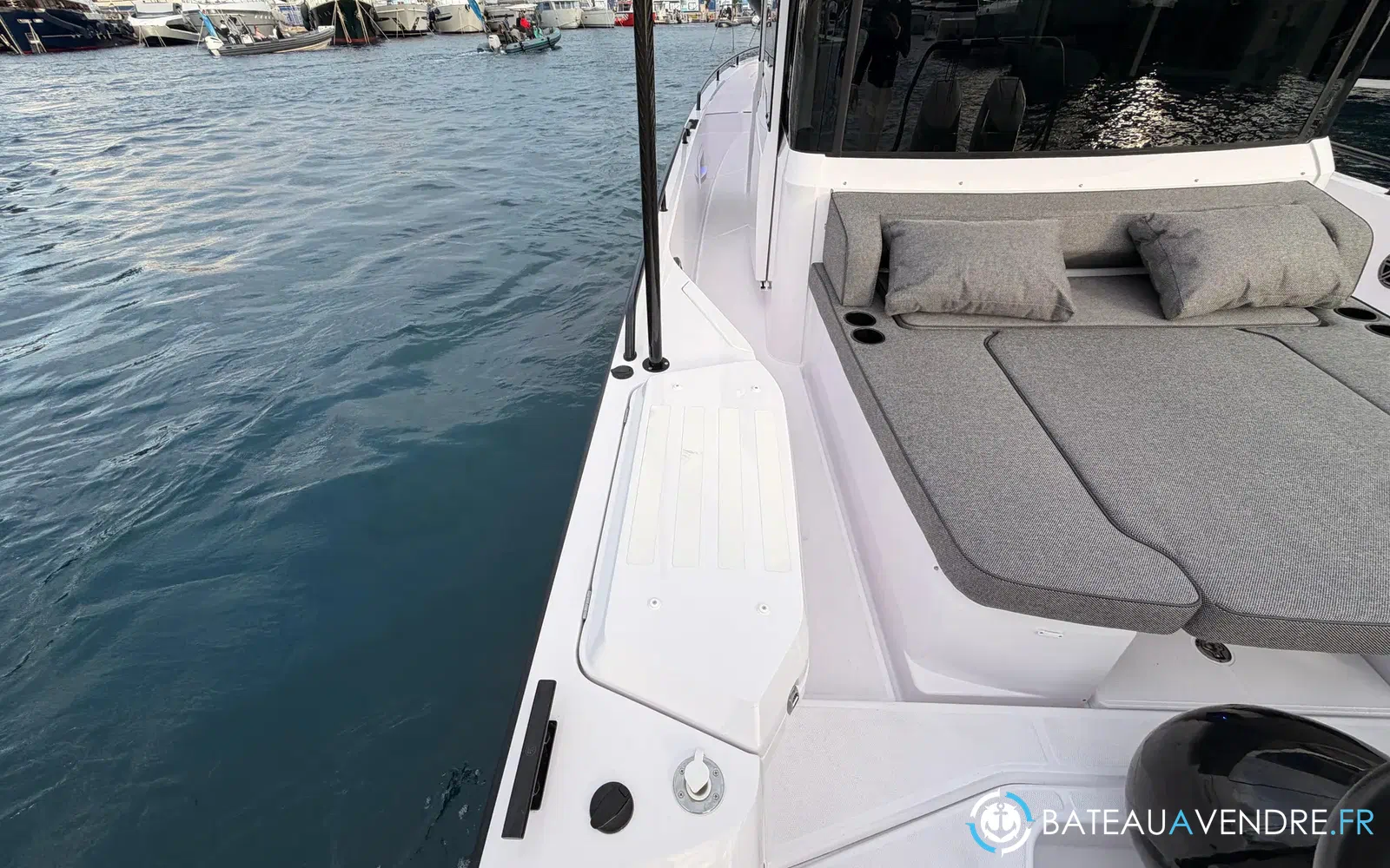 slider 43 Axopar 37 SC