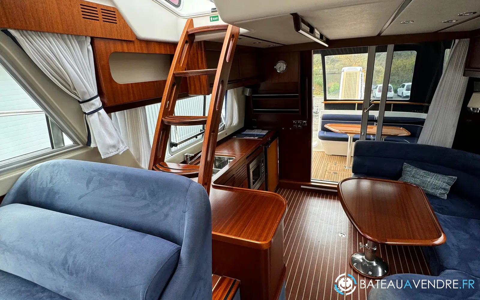 slider 29 Storebro 410 Commander